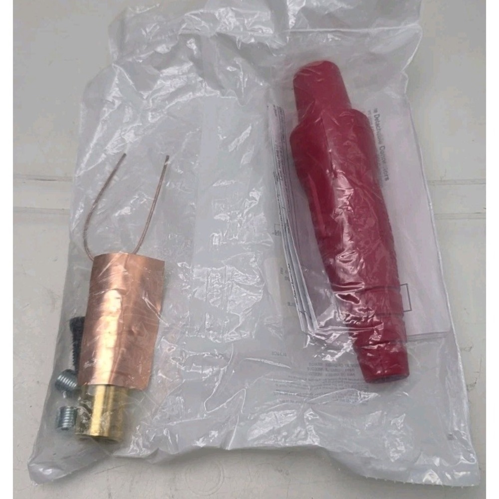 16 Series Female Plug, 2/0 - 4/0 AWG, Double Set Screw Termination 16D33-UR